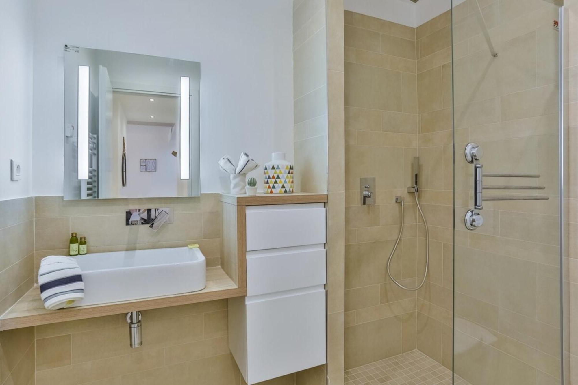 France 82 Tp -1 Min From The Sea - Terrace - Parking Apartment Nisa Exterior foto